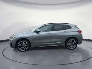 BMW X2 xDrive20d M Sport Navi Aktive Geschw. Head Up Bild 3