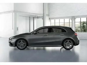 Mercedes-Benz A 200 AMG MBUX+RüKam+M-LED+Distro+Totwinkel+18LM Bild 2