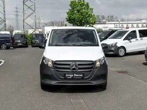 Mercedes-Benz Vito 114 CDI Tourer PRO Lang Navi Kamera Bild 2