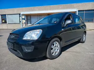 Kia Carens LX Basis