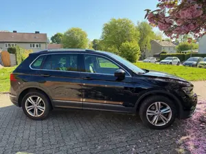 Volkswagen Tiguan Tiguan 2.0 TSI 4Motion (BlueMotion Technology) DSGHighline Bild 3