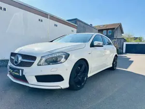 Mercedes-Benz A 250 A-Klasse 7G-DCT AMG Line Navi/Kamera