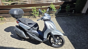 Piaggio Beverly 400 neuwertig zu verkaufen  Bild 2