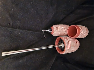 "Kleine Wolke" Seifenspender, Zahnputzbecher und WC-Bürsten-Halter