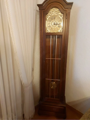 Standuhr, Hermle