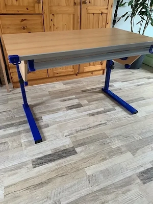 Kinder Schreibtisch verstellbar
