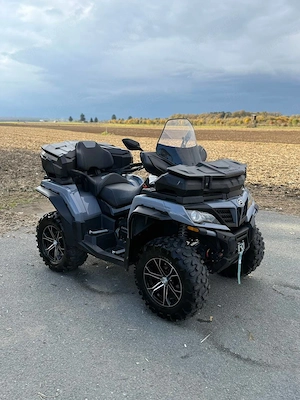 CFMoto CForce Quad