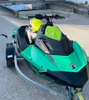 SeaDoo Jetski Spark trixx