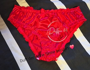 Slips & Tanga's cremig und feucht