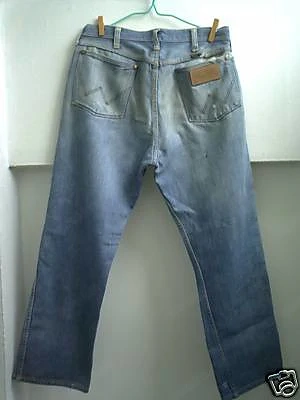 Wrangler Jeans Schilder Bild 4
