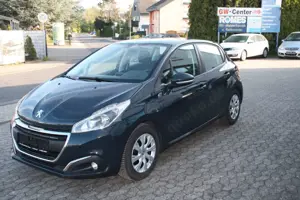 Peugeot 208 Active*SHZ*Zahnriemen Neu*Scheckheft*Tempoma