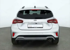 Ford Focus Active 1.0 EB LED ACC Navi Kamera Bild 4
