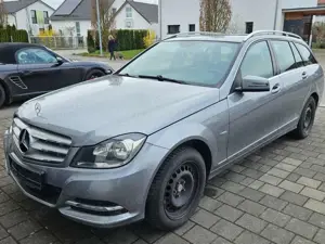 Mercedes-Benz C 180 C 180 T CGI Automatik BlueEFFICIENCY Avantgarde
