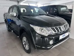 Mitsubishi L200 Top Doppelkabine 4WD Automatik Bild 2