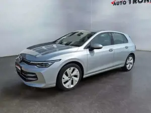 Volkswagen Golf 2.0 TDI DSG Style +ACC +LED +Kamera