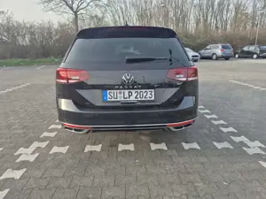 Volkswagen Passat Variant 2.0 TDI SCR DSG R Line 200 PS Bild 5