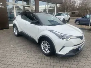Toyota C-HR Hybrid Style Selection Bild 2