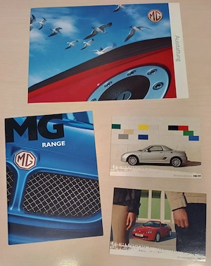 Broschüre bzw. Prospekt MG Range (11-2002) + Postkarten MG TF + Ausstattungsliste MG F