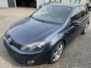 Volkswagen Golf Match TSI Navi Schiebedach Alu Klimatronic