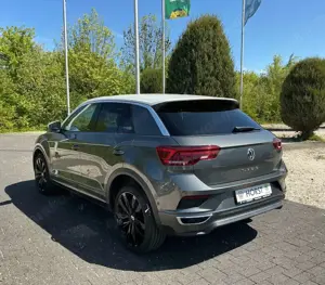 Volkswagen T-Roc IQ.DRIVE R-Line NAVI Rückfahrkamera Bild 3