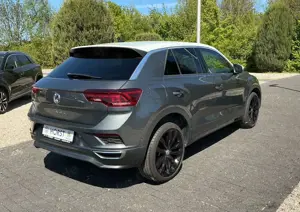 Volkswagen T-Roc IQ.DRIVE R-Line NAVI Rückfahrkamera Bild 5
