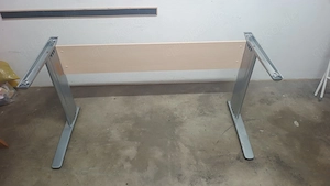 Bürotisch für 150cm x 80cm, ohne Platte