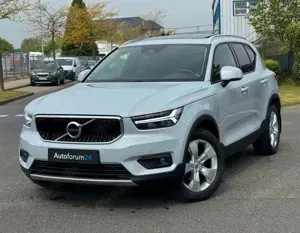 Volvo XC40 Momentum 2WD*Autom.*Navi*RFK*AHK*Pano*