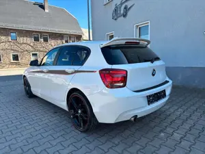 BMW 118 d,Schnitzer,Navi,Klimaaut,Xenon,1.Hand Bild 5