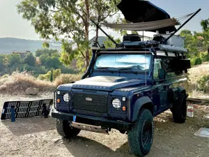 Land Rover Defender 110 Hard Top TD4 Expeditionsmobil