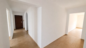 4 Zimmerwohnung mit Balkon am Schloss inkl. Garage