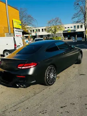 Mercedes-Benz C 300 Coupe 4Matic 9G-TRONIC AMG Line Bild 5
