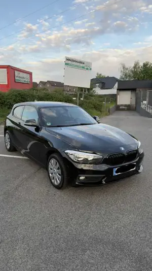 BMW 116 D F21/ neue Reifen/ neuer TÜV Bild 2
