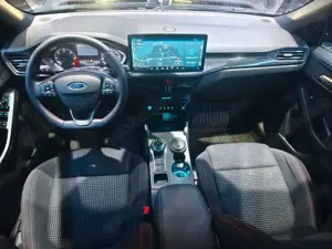 Ford Focus Turnier ST-Line Bild 3
