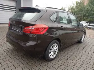 BMW 216 216d Gran Tourer Luxury Line Bild 3