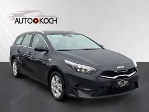 Kia Ceed SW / cee'd SW 1.5T VISION DCT / KOMFORT PLUS / Navi Digitales Co