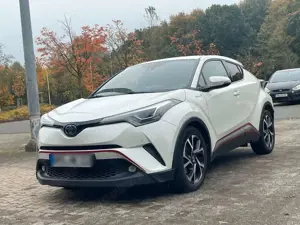 Toyota C-HR 2.0 Hybrid Lounge Bild 2
