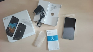 Smartphone Microsoft Lumia 550 - DEFEKT - Windows Phone