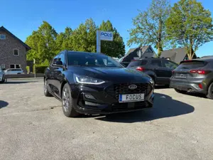 Ford Focus ST-Line X Turn./schwenkb. AHK/Kamera/HuD