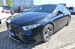 Mercedes-Benz A 200 d Lim. AMG Line LED Navi  Alcantara Rückfahrkamera