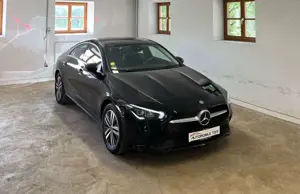 Mercedes-Benz CLA 200 d*LED*LED Rückl*Navi*R-Kam*AHK*Ambientb.