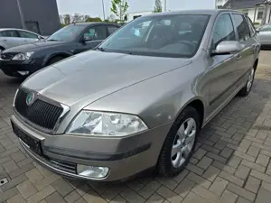 Skoda Octavia Ambiente Automatik Bild 2