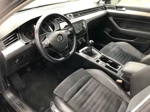 Volkswagen Passat Variant Passat Variant Diesel 2.0 TDI (BlueMotion Technology) Highline Bild 3