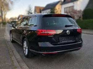 Volkswagen Passat Variant Passat Variant Diesel 2.0 TDI (BlueMotion Technology) Highline Bild 2