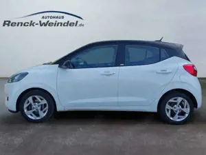 Hyundai i10 Trend 1,2 Navi SHZ LenkradHZG Spurhalteass. Apple Bild 2