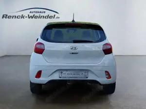 Hyundai i10 Trend 1,2 Navi SHZ LenkradHZG Spurhalteass. Apple Bild 4