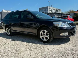 Skoda Octavia Combi Family 4X4 Bild 5