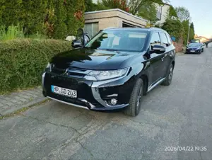 Mitsubishi Outlander Outlander Plug-In Hybrid 2.0 4WD Plug-In Hybrid Top