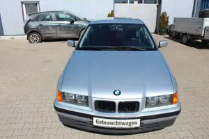 BMW 316 Compact H- Zulassung 70`km Automatik Bild 4