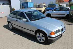 BMW 316 Compact H- Zulassung 70`km Automatik Bild 5