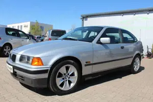 BMW 316 Compact H- Zulassung 70`km Automatik Bild 3
